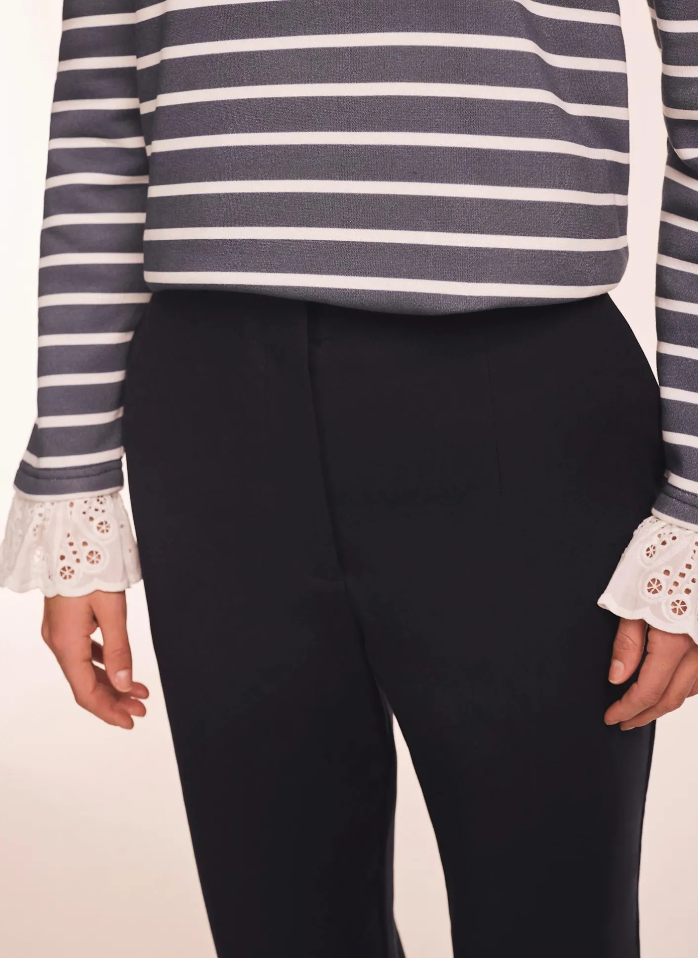 Cotton Blend Capri Trousers Trousers
