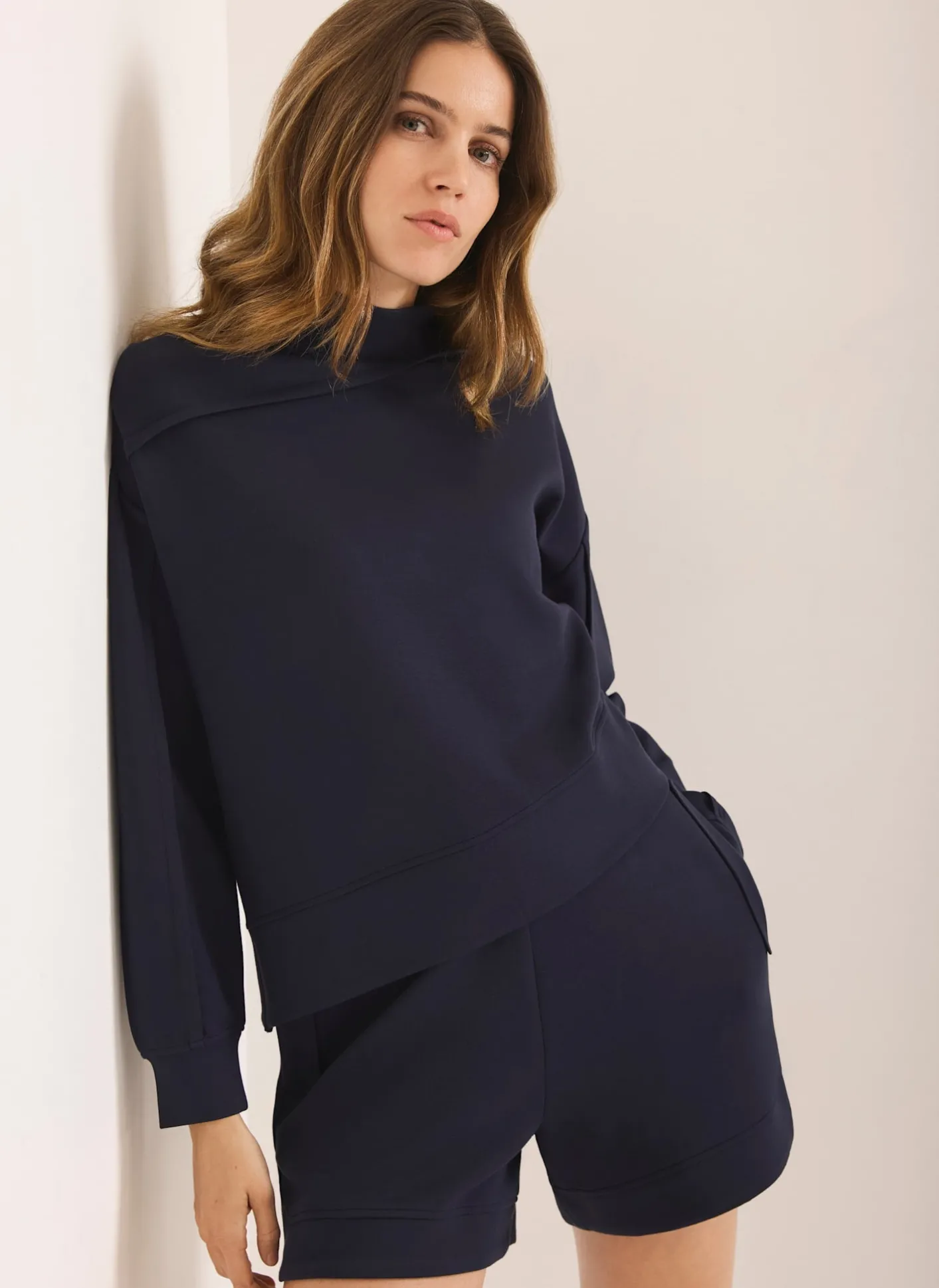 Outlet Super Soft Asymmetric Detail Sweatshirt Sweatshirts|Sweatshirts